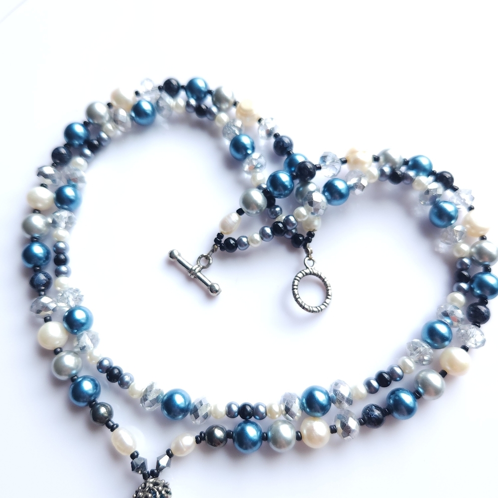Multistrand Beaded Teardrop Pendant Necklace - Picture 4 of 7
